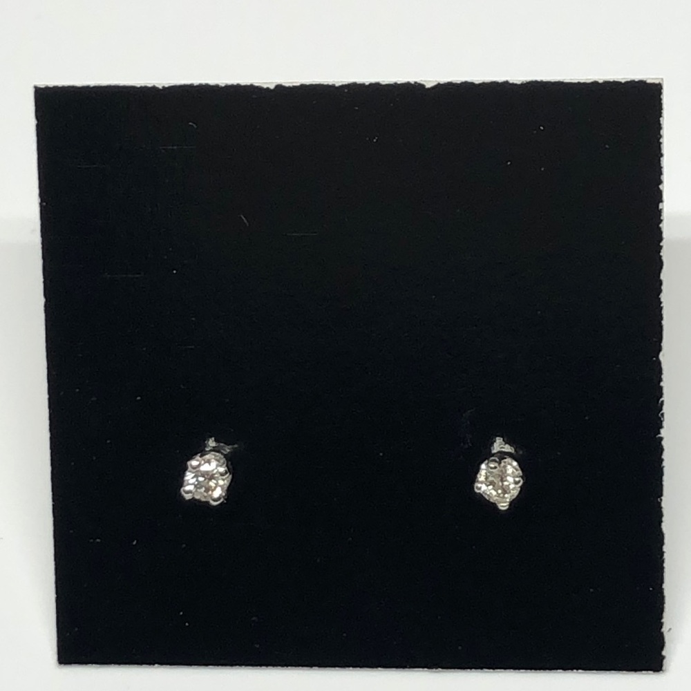 REAL DIAMONDS .05 cttw diamond earrings